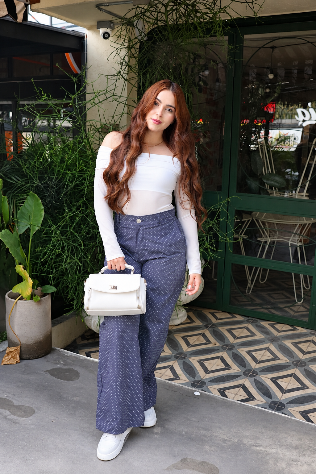 Pantalón Elara look completo
