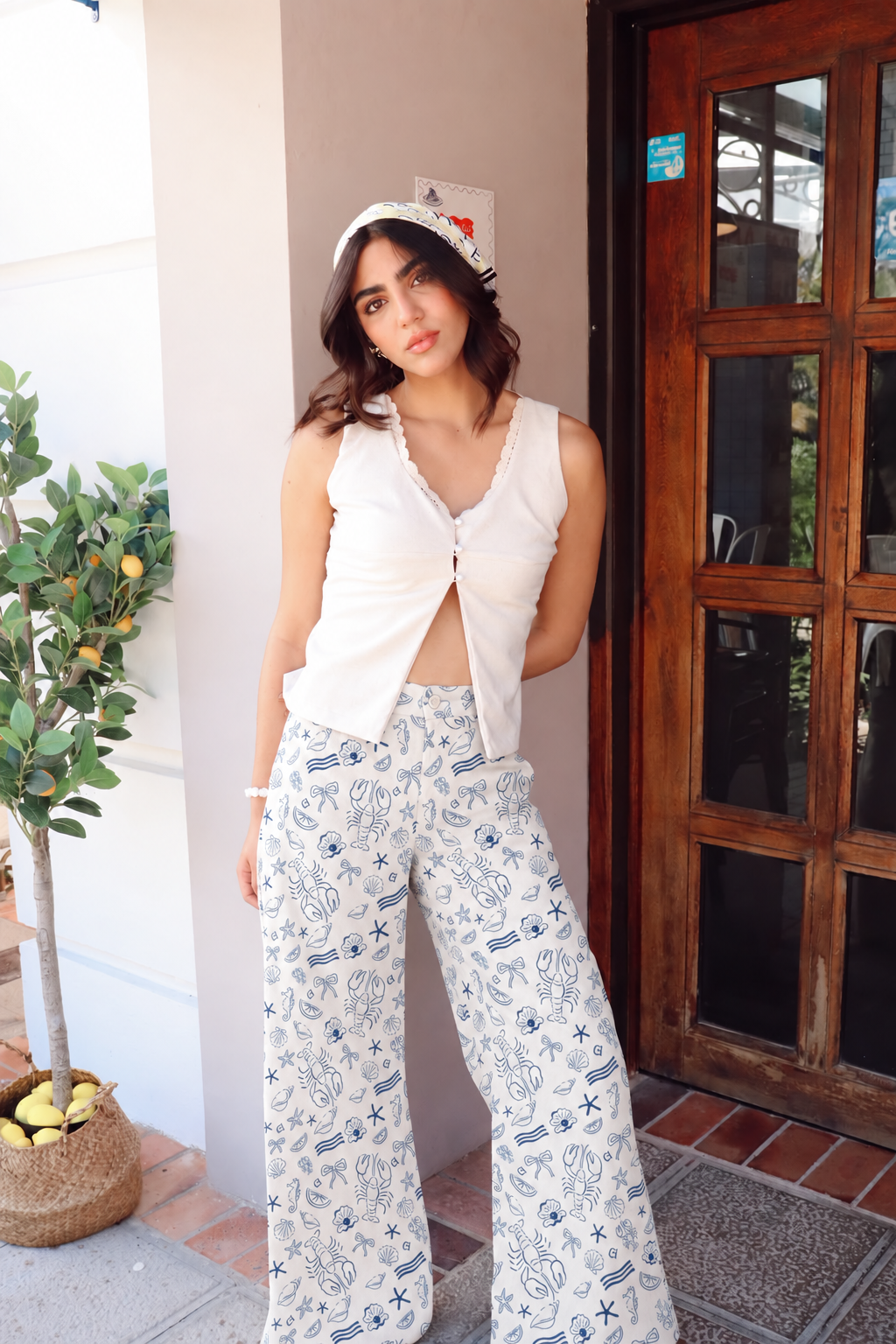 Pantalón Naira estampado look completo