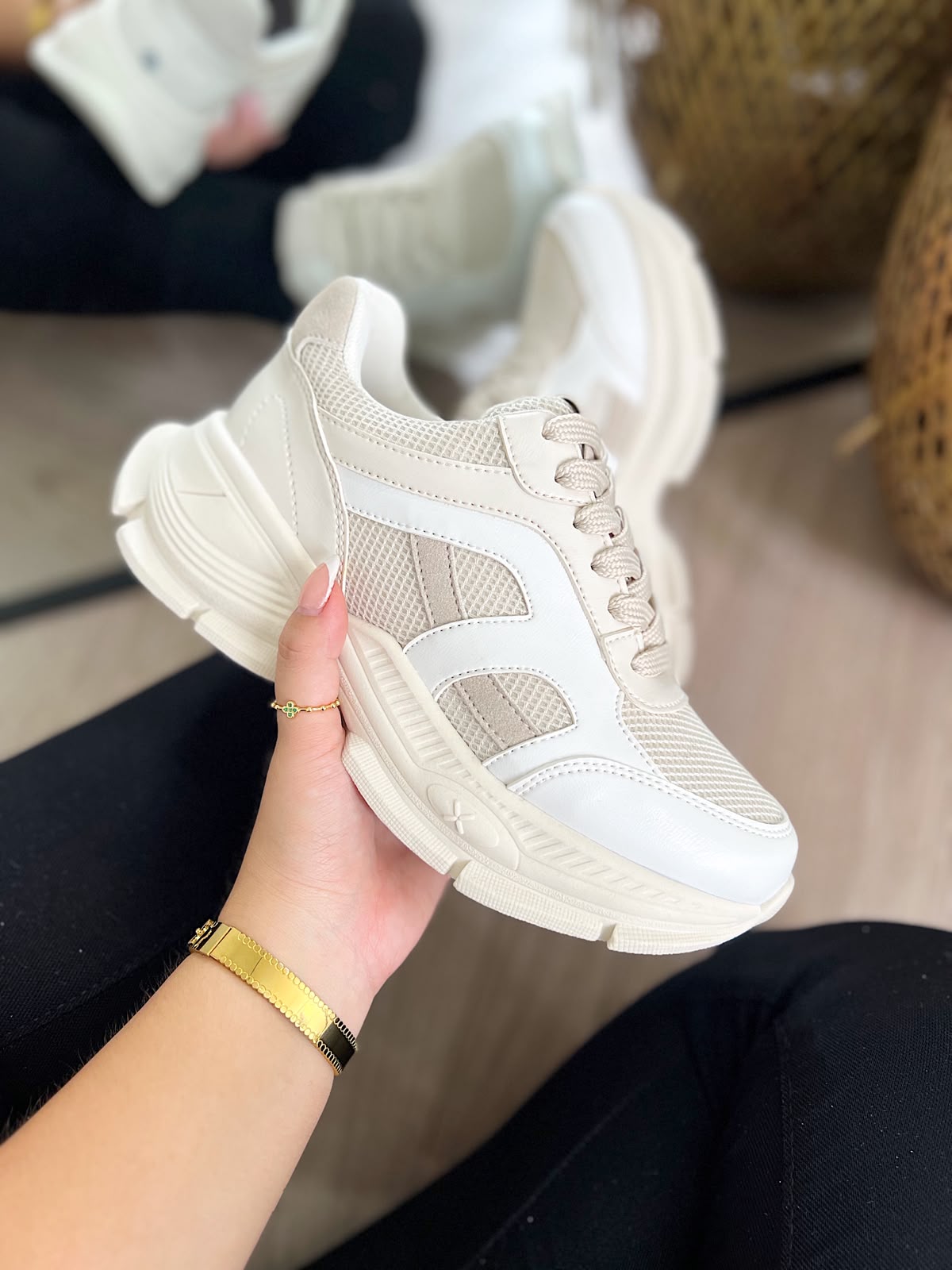 Tennis Nova